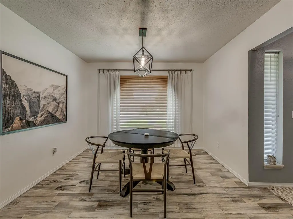 Photo 10 — 10220 Little Pond Drive, Oklahoma City, OK 73162