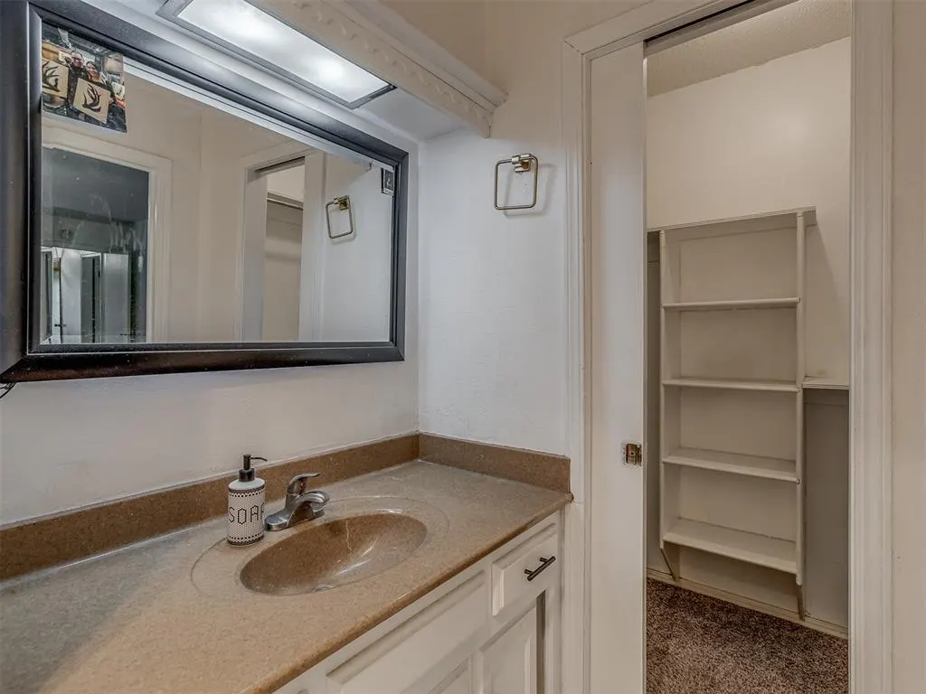 Photo 29 — 10220 Little Pond Drive, Oklahoma City, OK 73162