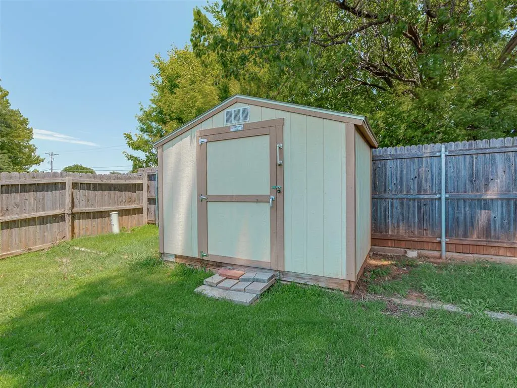 Photo 44 — 10220 Little Pond Drive, Oklahoma City, OK 73162