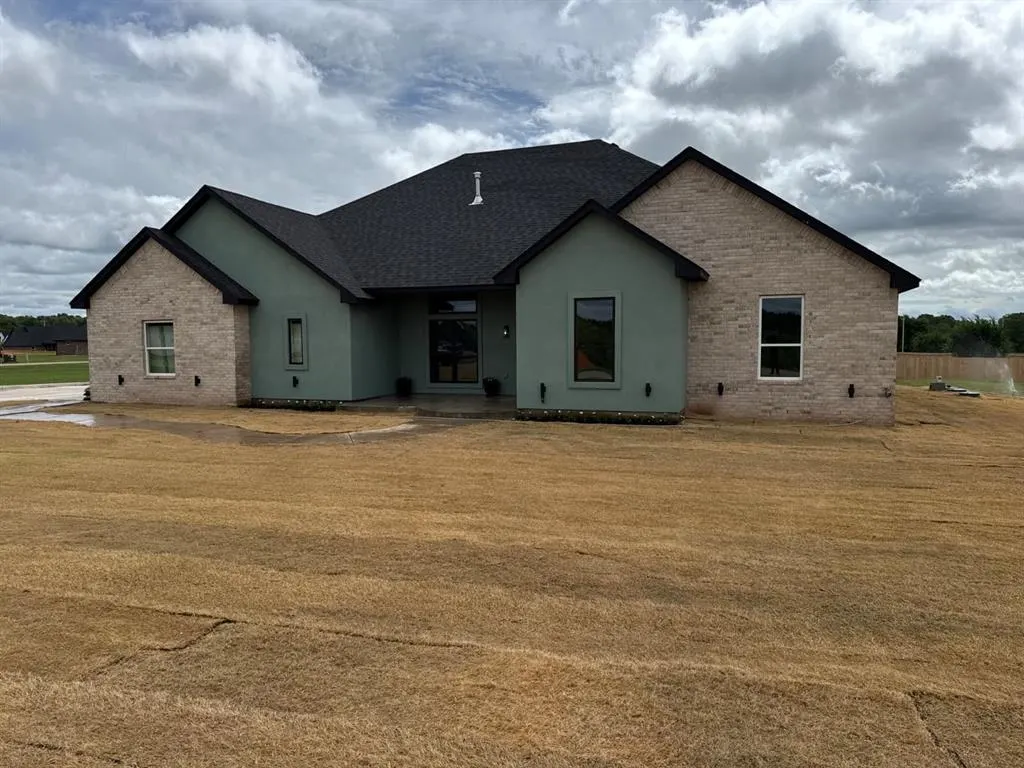 Front exterior — 1169 Wolf Creek Drive, Blanchard, OK 73010