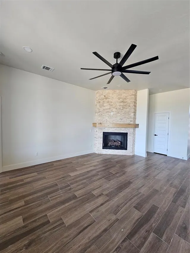 Photo 6 — 1169 Wolf Creek Drive, Blanchard, OK 73010