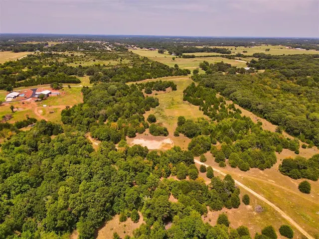 Photo 4 — 45285 Bob Crouch Rd Road, Tecumseh, OK 74873