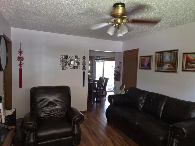 Photo 3 — 4704 SE 50th Street, Oklahoma City, OK 73135