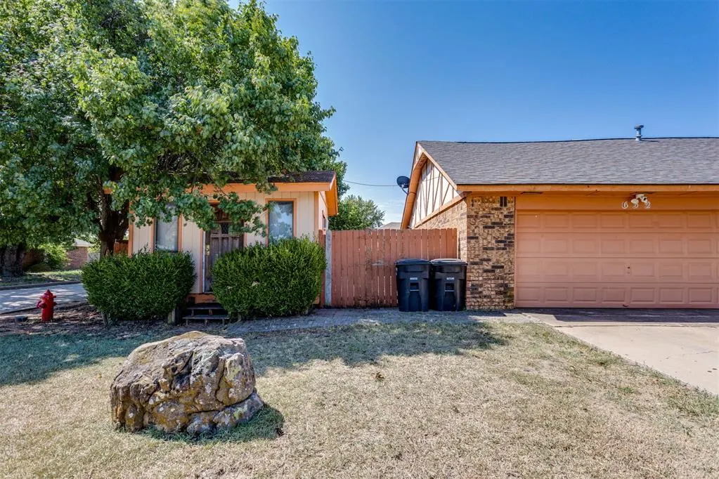 Photo 3 — 632 Wood Crest Street, Oklahoma City, OK 73160
