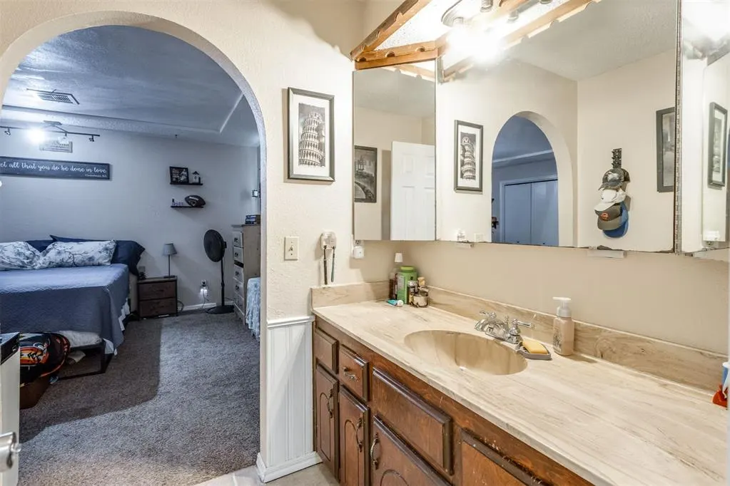 Photo 34 — 632 Wood Crest Street, Oklahoma City, OK 73160