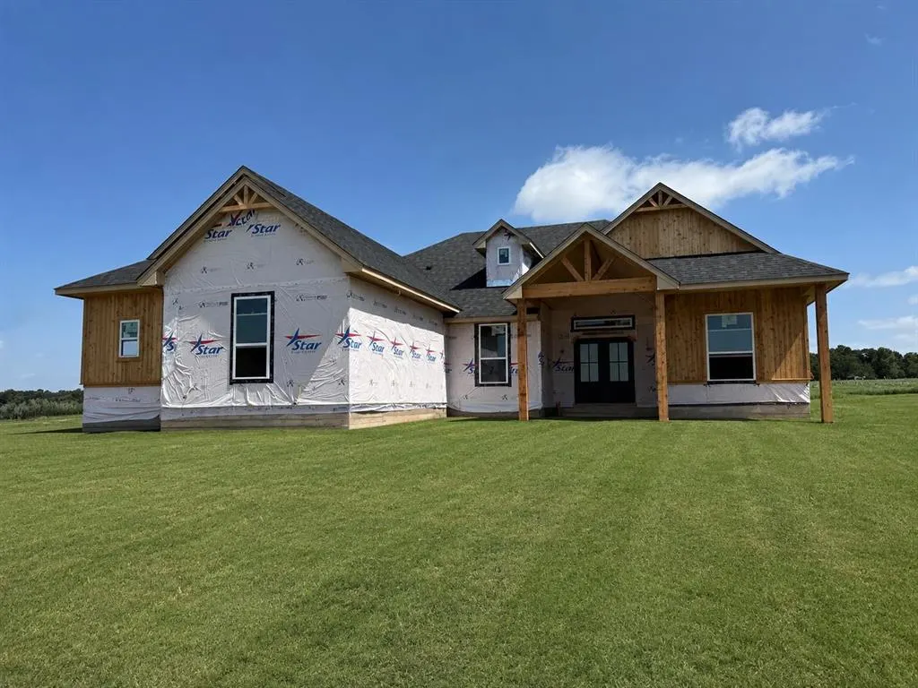 Photo 2 — 2434 Wolf Creek Bend, Blanchard, OK 73010