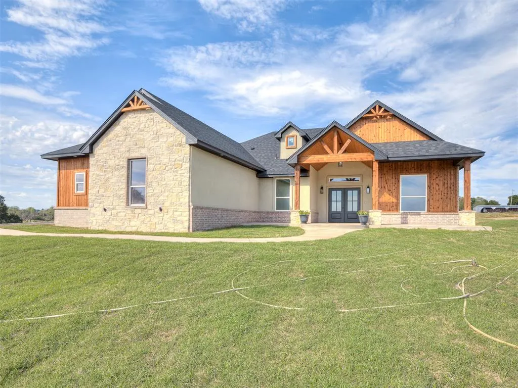 Photo 3 — 2434 Wolf Creek Bend, Blanchard, OK 73010
