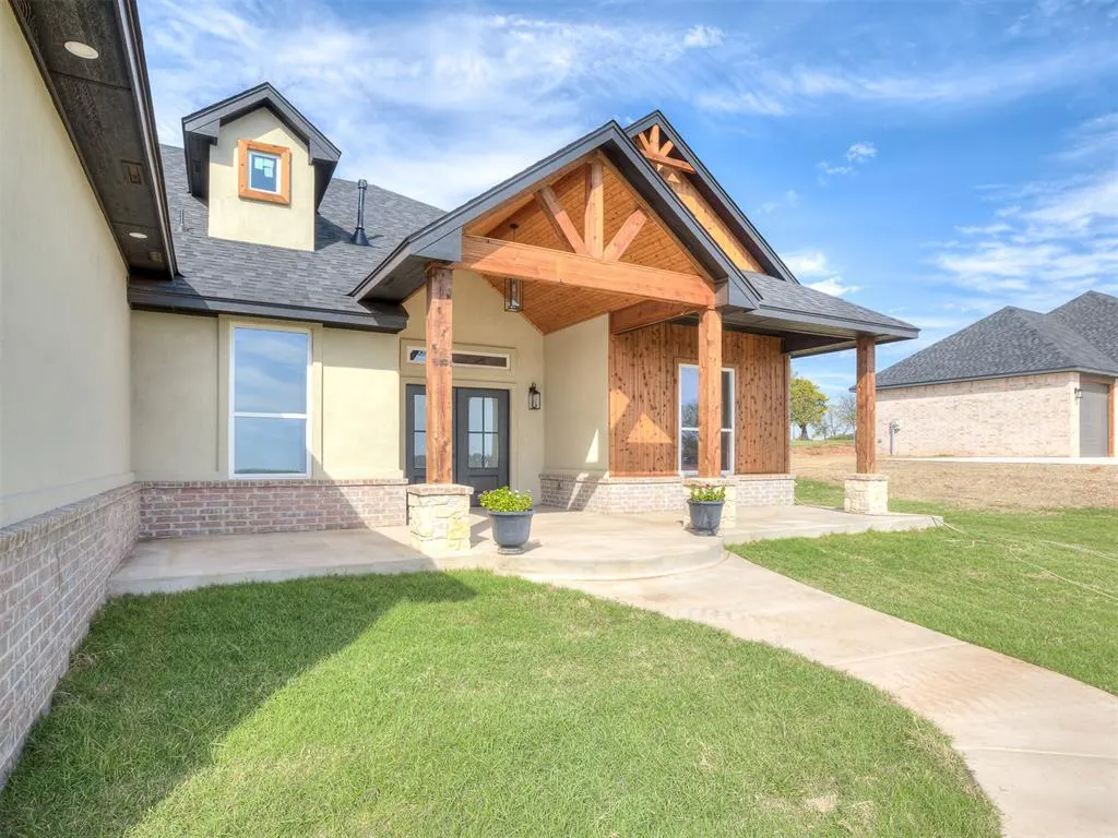 Photo 4 — 2434 Wolf Creek Bend, Blanchard, OK 73010