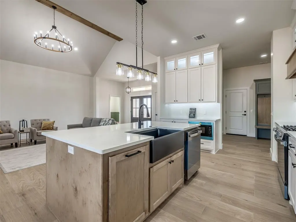 Photo 16 — 2434 Wolf Creek Bend, Blanchard, OK 73010