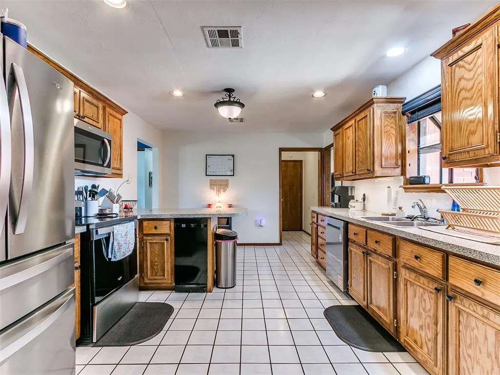 Photo 12 — 3150 Rolling Hills Drive, Blanchard, OK 73010
