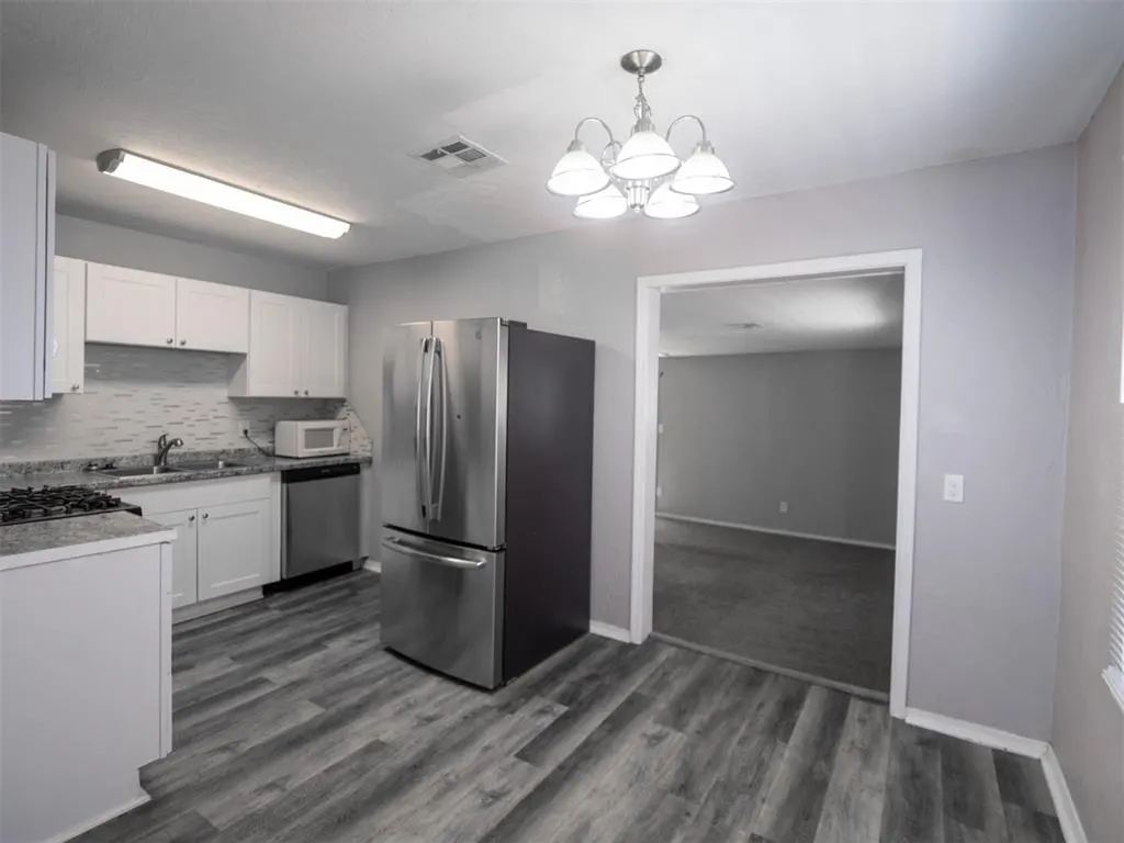 Photo 10 — 220 W Jacobs Drive, Oklahoma City, OK 73110