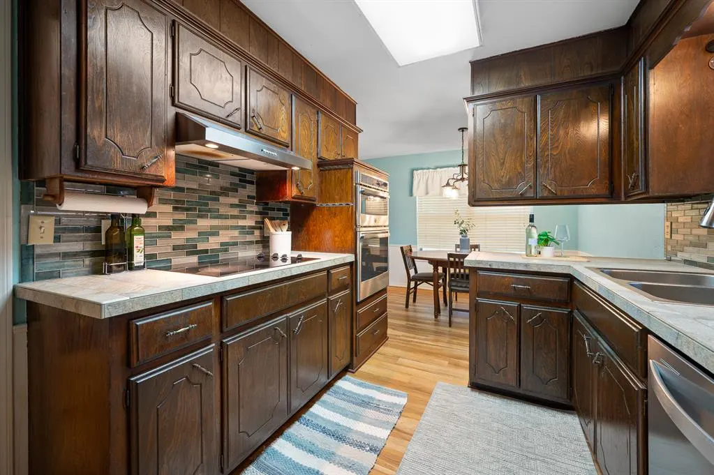 Photo 15 — 1709 Sandalwood Drive, Norman, OK 73071