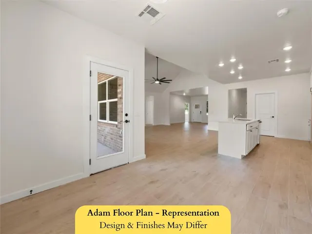 Photo 6 — 14308 Center Village Way, Piedmont, OK 73078