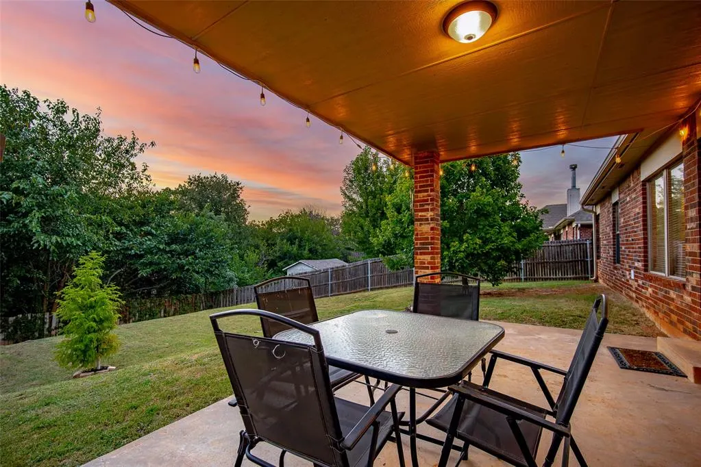 Photo 33 — 8621 Blue Heron Cove, Edmond, OK 73034