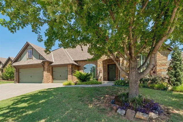 Photo 3 — 4640 Silver Charm Lane, Edmond, OK 73025