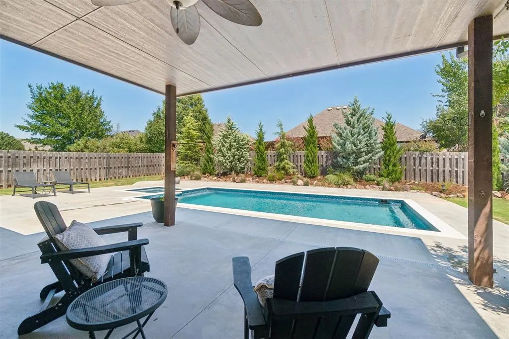 Photo 5 — 4640 Silver Charm Lane, Edmond, OK 73025