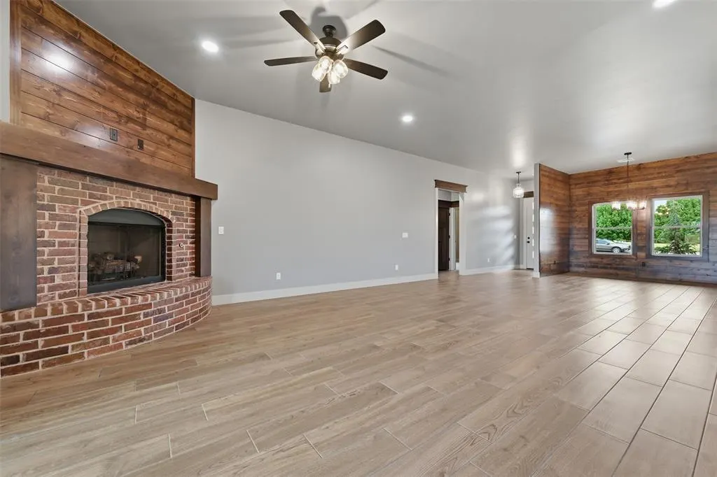 Photo 9 — 1106 County Street 2958, Tuttle, OK 73089
