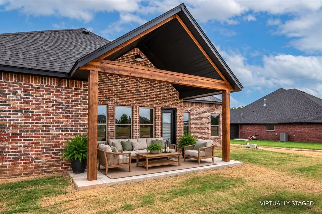 Photo 31 — 1106 County Street 2958, Tuttle, OK 73089