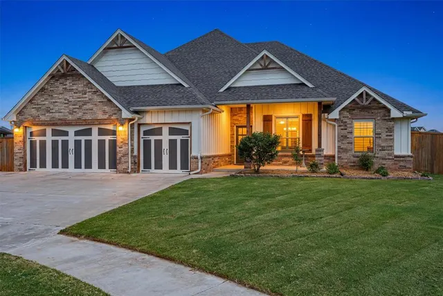 Photo 2 — 4304 NW 155th Place, Edmond, OK 73013