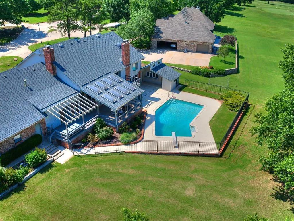 Photo 11 — 9 Country Club Road, Shawnee, OK 74801