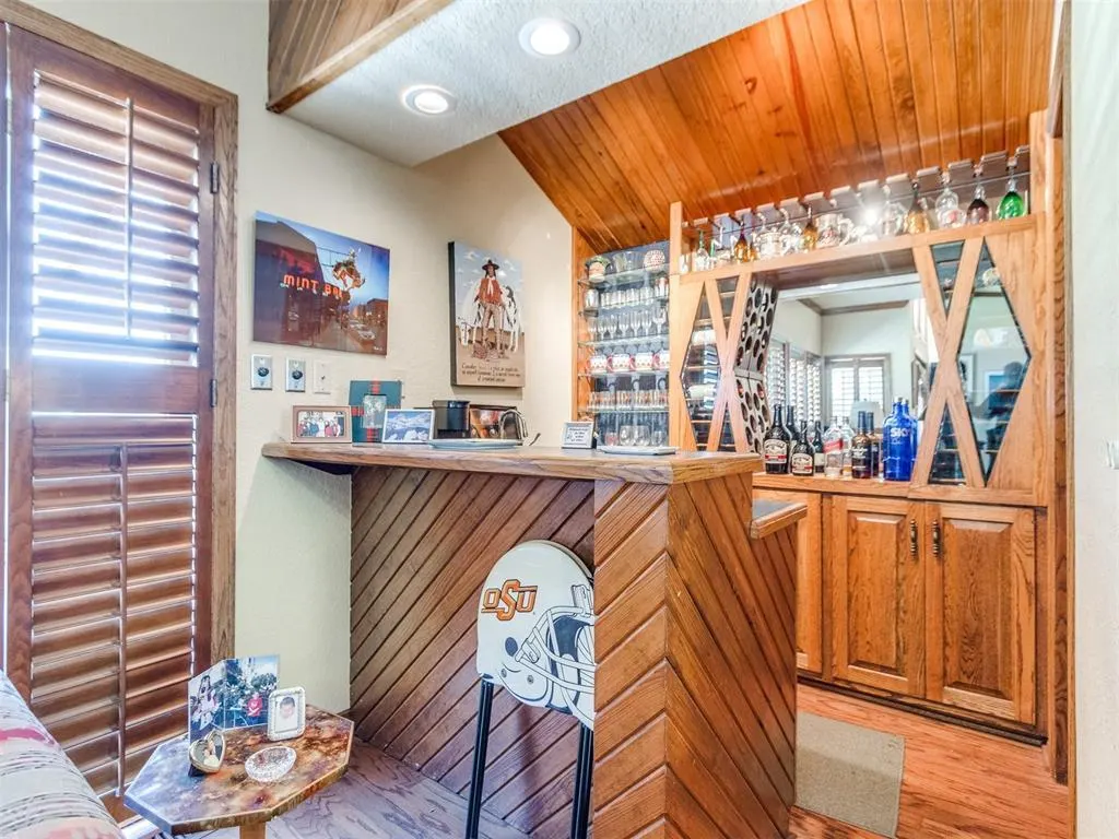 Photo 40 — 9 Country Club Road, Shawnee, OK 74801