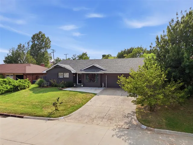 Photo 6 — 6137 N Drexel Boulevard, Oklahoma City, OK 73112