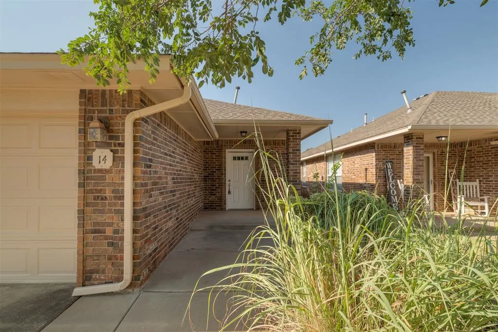 Photo 2 — 14 NW 156th Street 14, Edmond, OK 73013