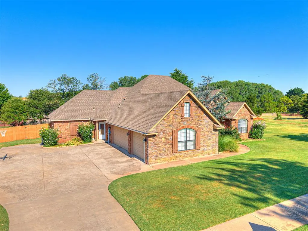 Photo 4 — 3077 Ridgecrest Drive, Purcell, OK 73080