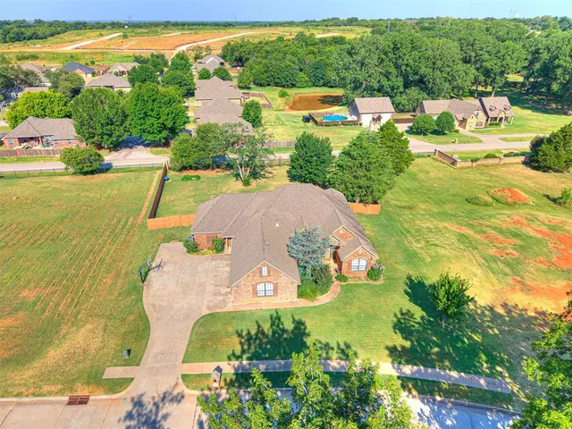Photo 7 — 3077 Ridgecrest Drive, Purcell, OK 73080