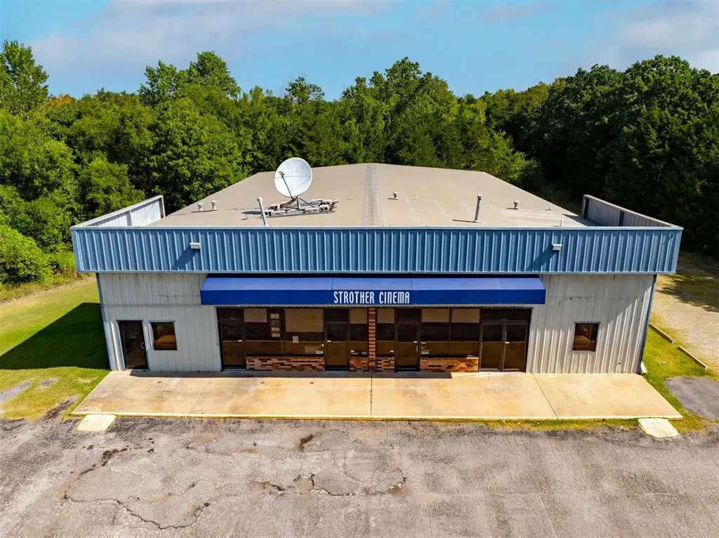 Front exterior — 1110 E Strothers Avenue, Seminole, OK 74868