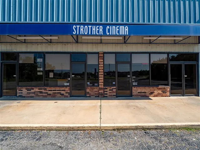 Photo 5 — 1110 E Strothers Avenue, Seminole, OK 74868
