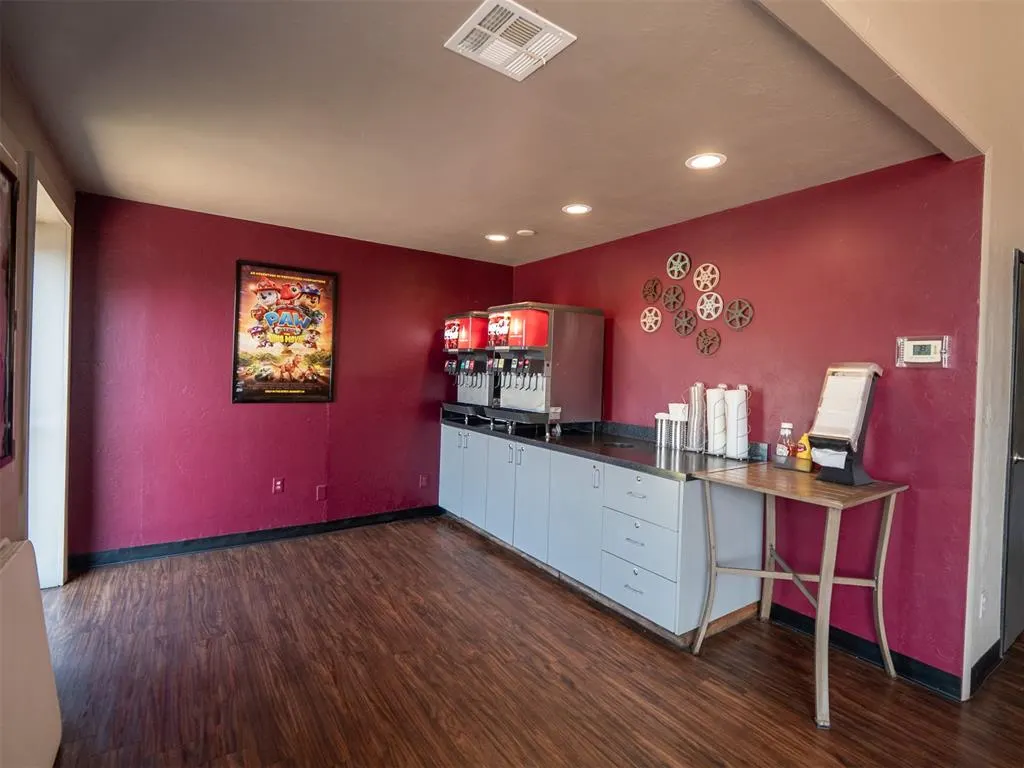 Photo 25 — 1110 E Strothers Avenue, Seminole, OK 74868