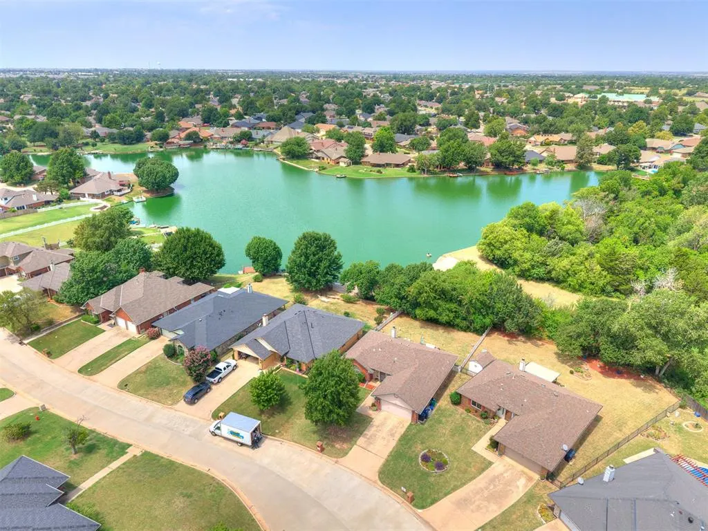 Front exterior — 7117 NW 102nd Street, Oklahoma City, OK 73162