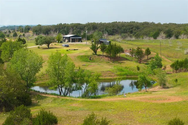 Photo 2 — 9473 Wildwood Road, Meridian, OK 73058