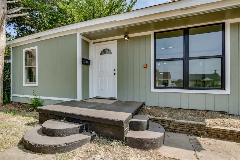 Front exterior — 1416 NW 92nd Street, Oklahoma City, OK 73114