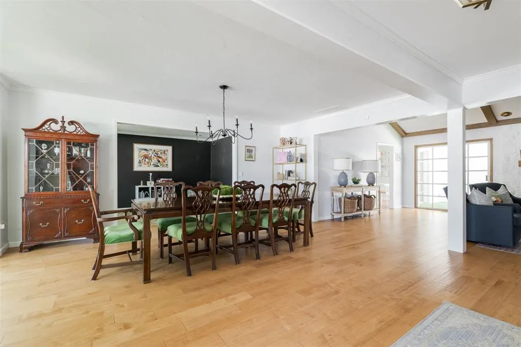 Photo 6 — 10933 Maple Grove, Oklahoma City, OK 73120