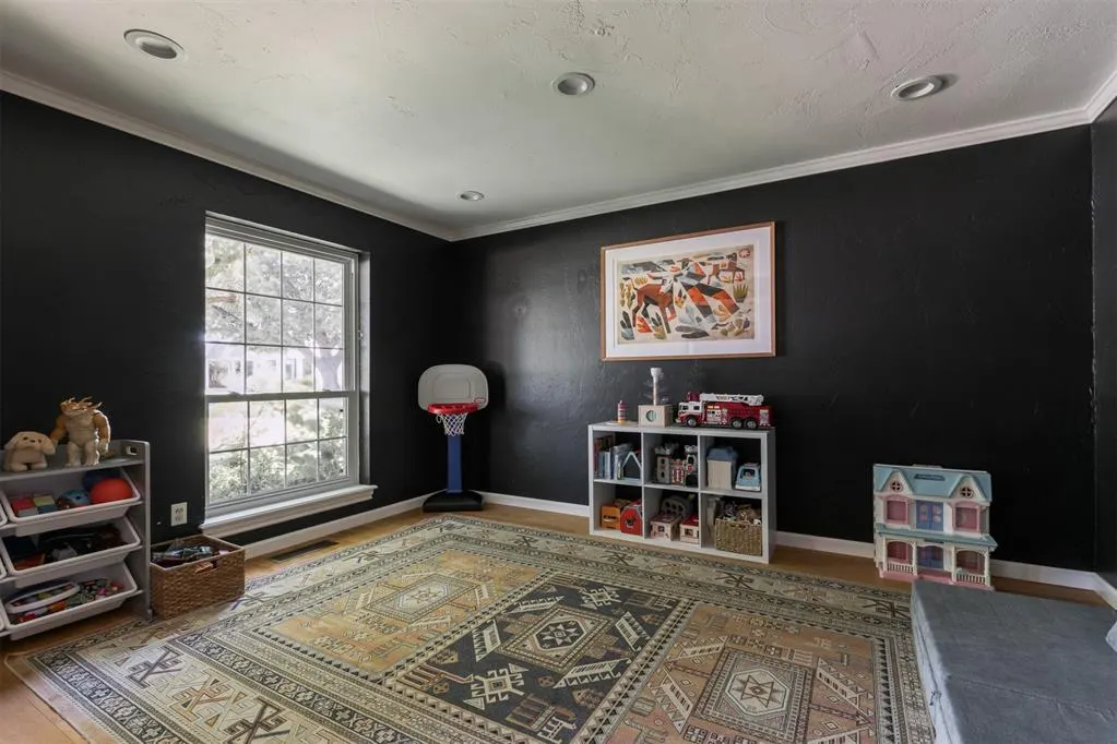 Photo 9 — 10933 Maple Grove, Oklahoma City, OK 73120