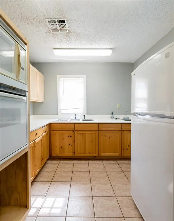 Photo 8 — 1711 W Broadway Avenue, Elk City, OK 73644