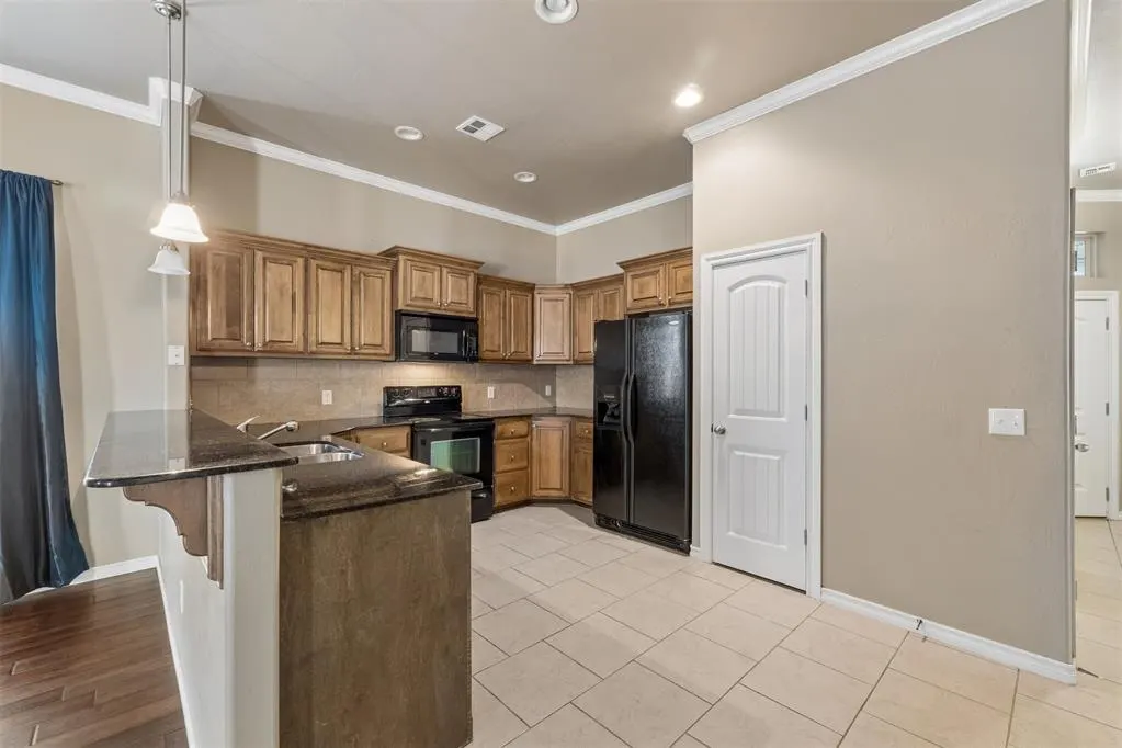Photo 11 — 2429 NW 159th Terrace, Edmond, OK 73013