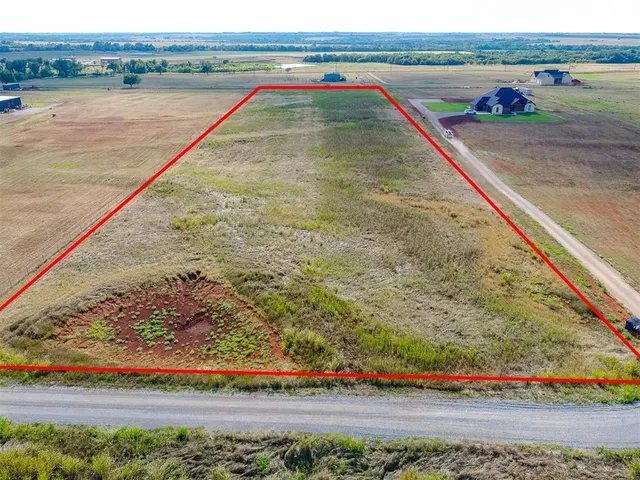 Front exterior — Lincoln Ridge Lane Lane, Cashion, OK 73016