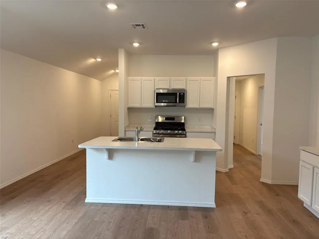 Photo 4 — 1115 Colt Drive, Guthrie, OK 73044