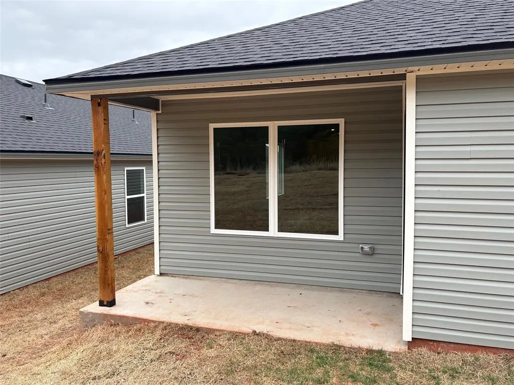 Photo 11 — 1115 Colt Drive, Guthrie, OK 73044