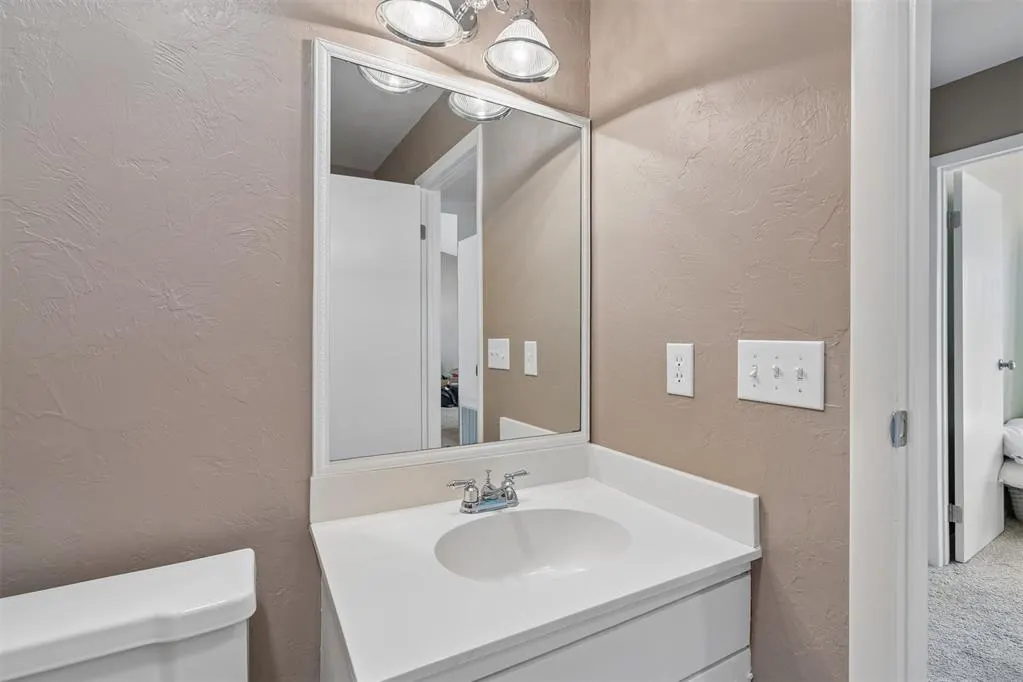 Photo 31 — 2825 Indian Creek Boulevard, Oklahoma City, OK 73120