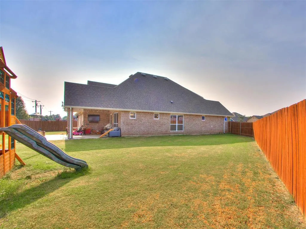 Photo 37 — 1112 SW 141st Street, Oklahoma City, OK 73170