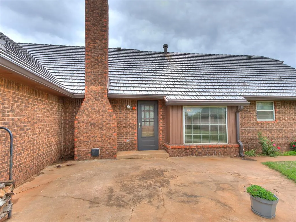 Photo 8 — 904 Park Place, Kingfisher, OK 73750