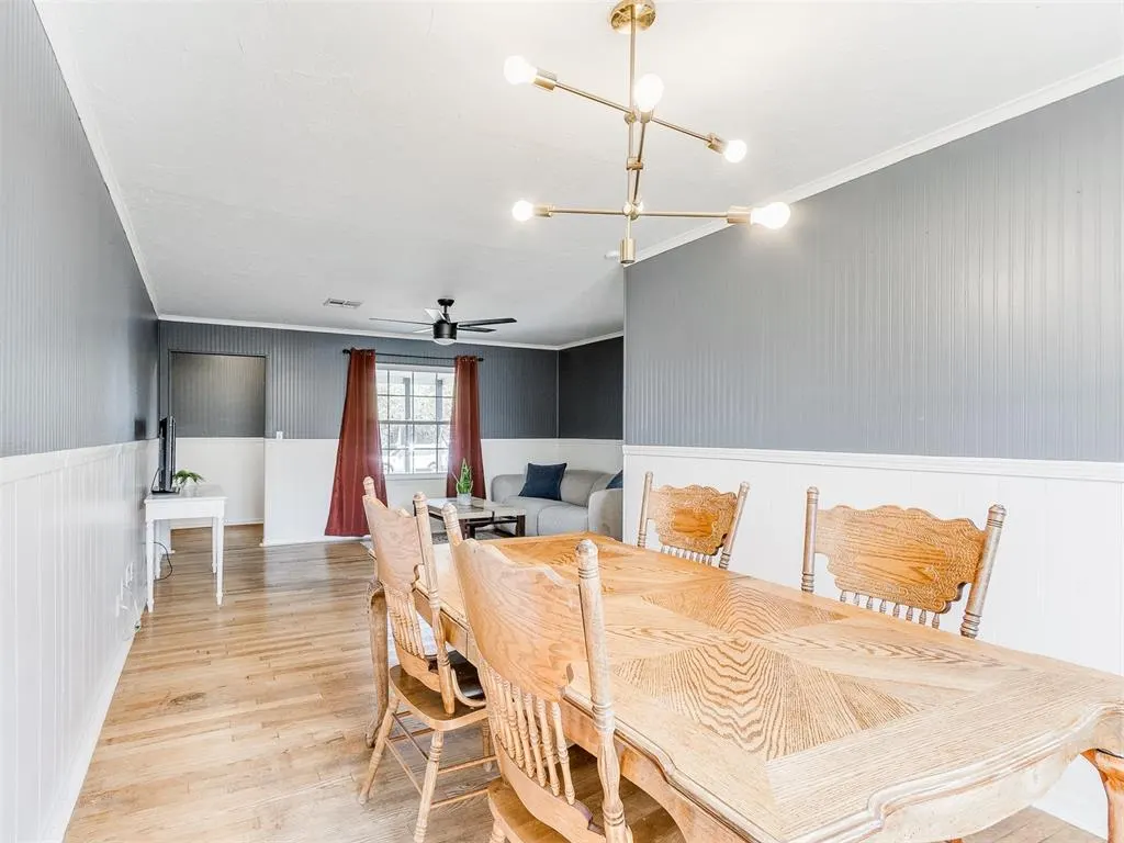 Photo 14 — 1614 Oxford Way, Oklahoma City, OK 73120