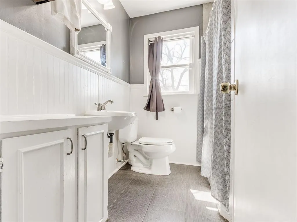 Photo 21 — 1614 Oxford Way, Oklahoma City, OK 73120