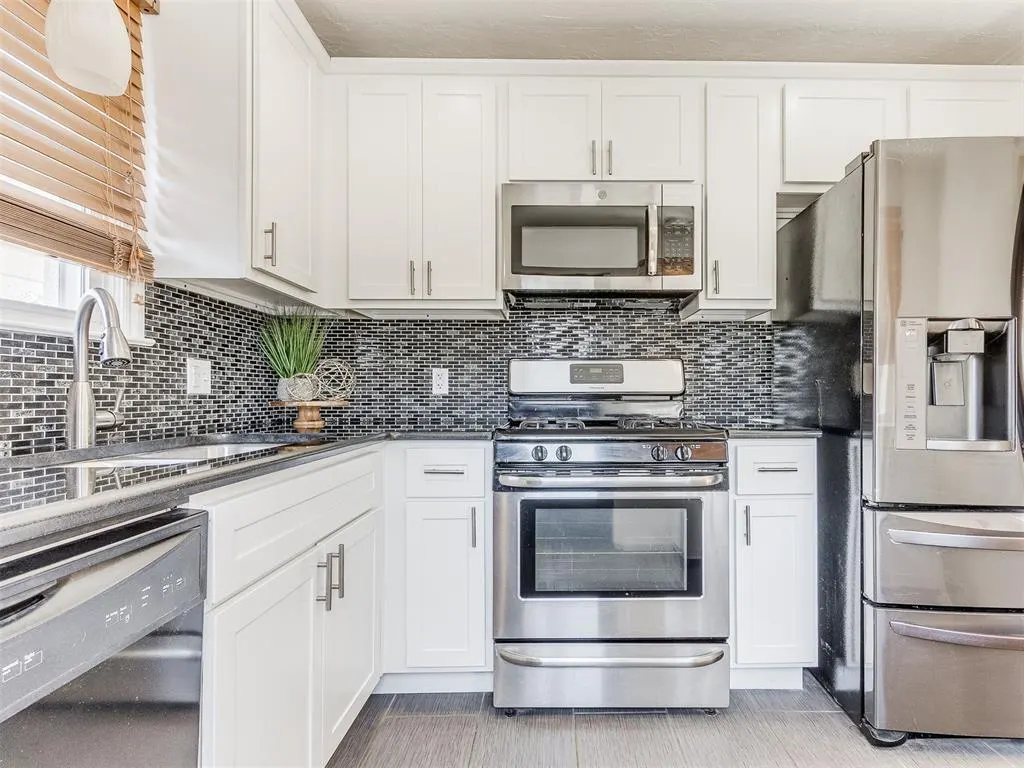 Photo 31 — 1614 Oxford Way, Oklahoma City, OK 73120