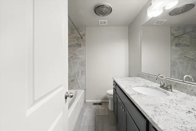 Photo 6 — 1501 Carlton Way, Oklahoma City, OK 73120