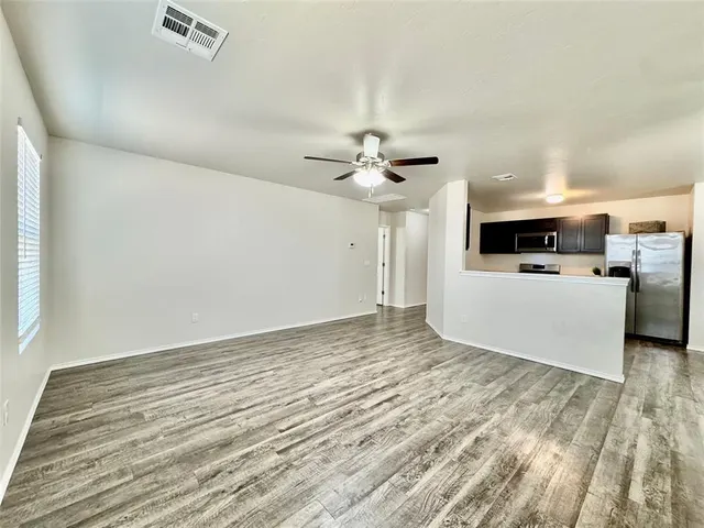 Photo 4 — 1017 N Pheasant Way, Mustang, OK 73064